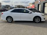 Toyota Camry 2013 годаfor10 500 000 тг. в Актобе – фото 4