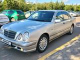 Mercedes-Benz E 240 1999 года за 4 200 000 тг. в Кокшетау