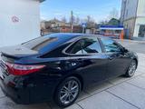 Toyota Camry 2015 года за 6 200 000 тг. в Актобе – фото 4