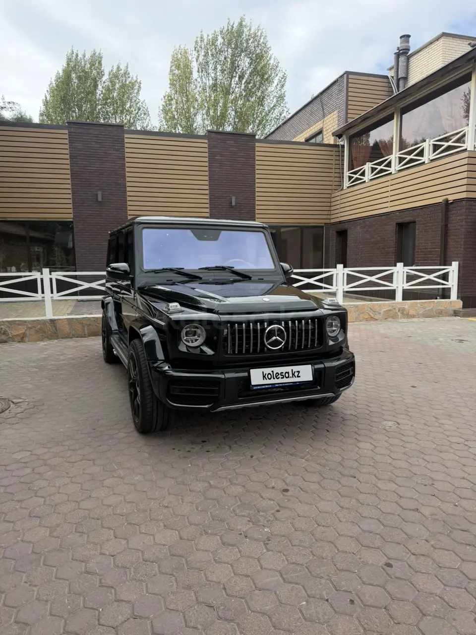 Mercedes-Benz G-Class, 2011