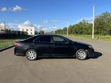Toyota Camry 2014 годаүшін4 400 000 тг. в Уральск – фото 2
