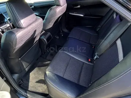 Toyota Camry 2014 года за 4 400 000 тг. в Уральск – фото 5