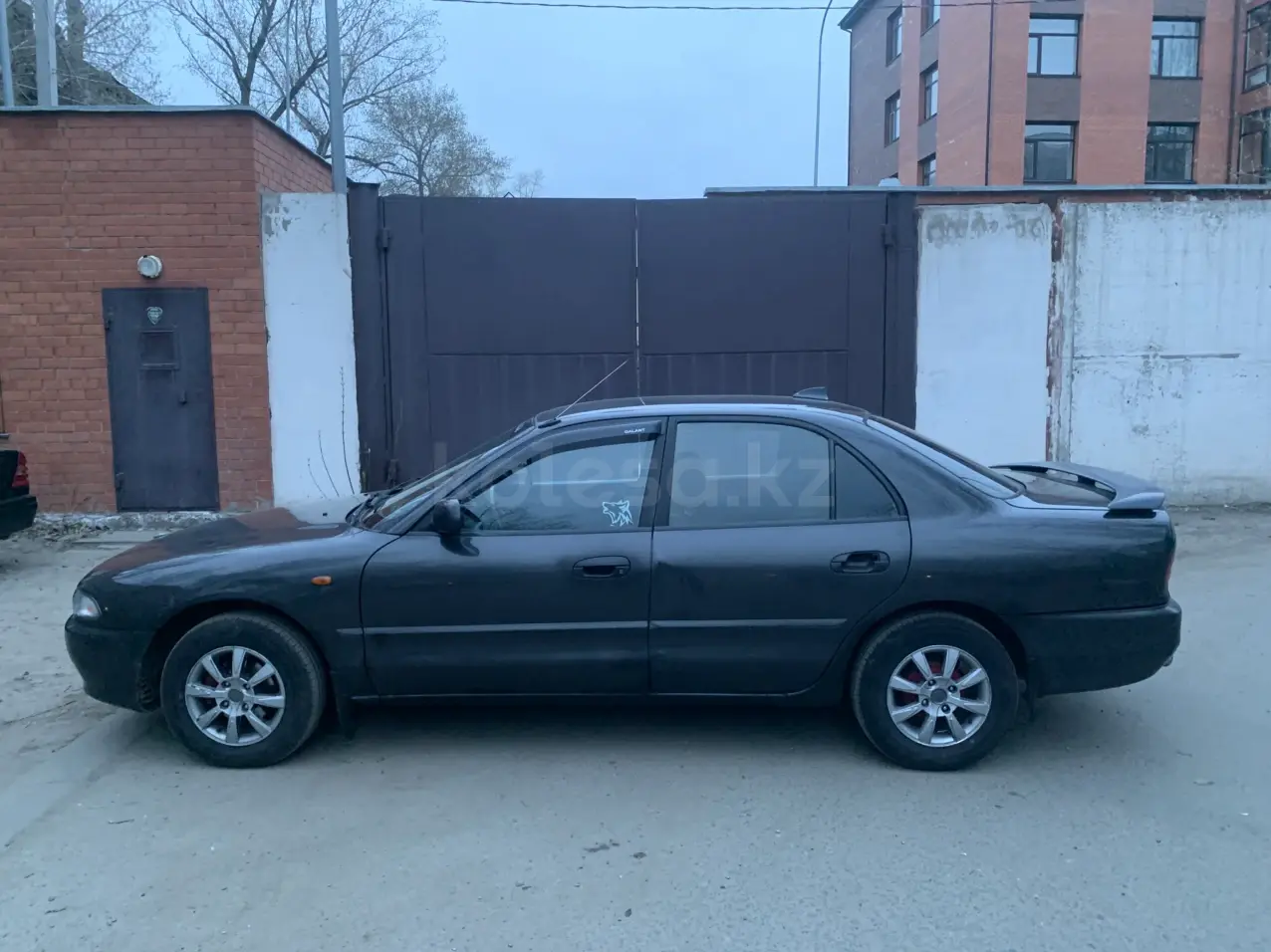 Mitsubishi Galant, 1996