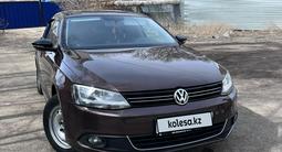 Volkswagen Jetta 2014 года за 7 500 000 тг. в Атырау – фото 5