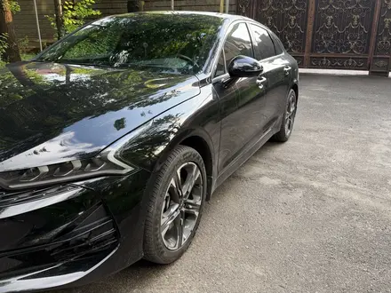 Kia K5 2024 года за 16 000 000 тг. в Алматы – фото 3