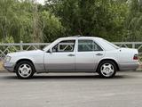 Mercedes-Benz E 280 1994 годаүшін2 600 000 тг. в Шымкент