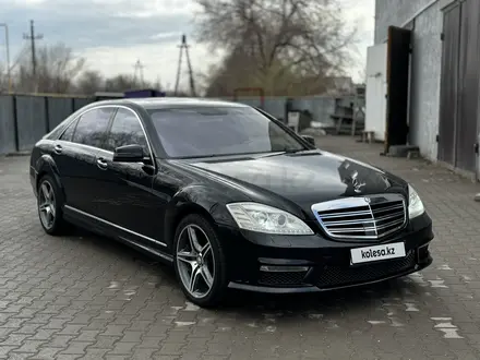 Mercedes-Benz S 500 2007 года за 9 500 000 тг. в Актобе – фото 4