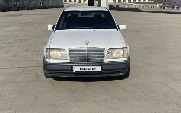 Mercedes-Benz E 220 1993 годаүшін1 750 000 тг. в Астана