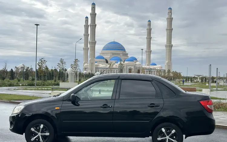 ВАЗ (Lada) Granta 2190 2014 годаfor2 700 000 тг. в Астана