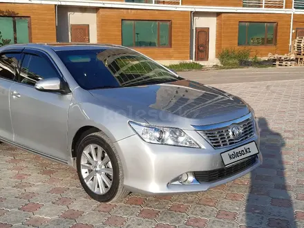 Toyota Camry 2011 года за 8 600 000 тг. в Актау – фото 2