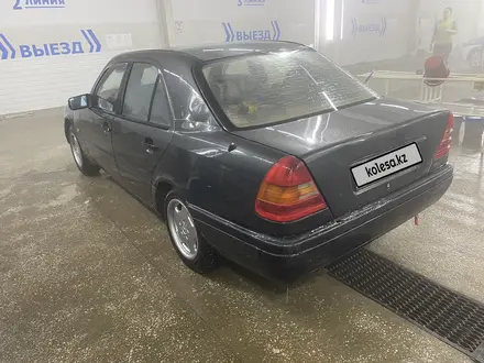 Mercedes-Benz C 180 1995 года за 1 800 000 тг. в Кокшетау – фото 10