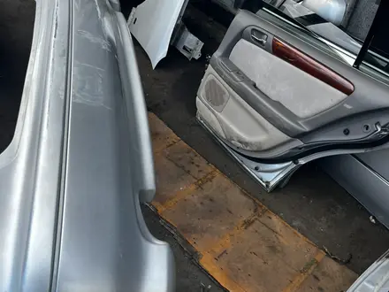 Двери для lexus gs 300 за 25 000 тг. в Алматы – фото 3
