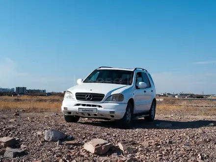 Mercedes-Benz ML 320 2000 года за 3 350 000 тг. в Алматы