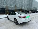 Toyota Camry 2023 года за 20 000 000 тг. в Кызылорда – фото 3