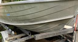 Продам лодку с… за 1 000 000 тг. в Алматы