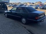 Mercedes-Benz E 220 1993 годаүшін1 200 000 тг. в Караганда