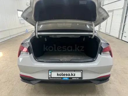 Hyundai Elantra 2021 года за 6 128 500 тг. в Астана – фото 16