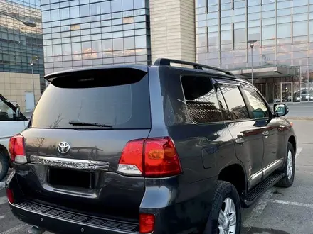 Toyota Land Cruiser 2015 года за 23 000 000 тг. в Алматы – фото 4