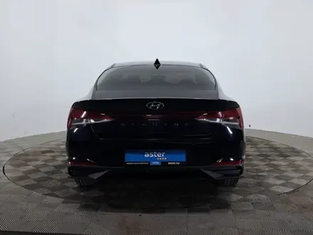 Hyundai Elantra 2022 года за 7 390 000 тг. в Астана – фото 6