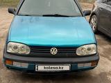 Volkswagen Golf 1994 годаүшін1 750 000 тг. в Караганда