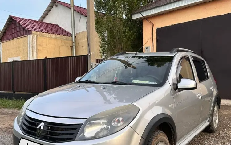 Renault Sandero Stepway 2014 годаүшін3 600 000 тг. в Актобе