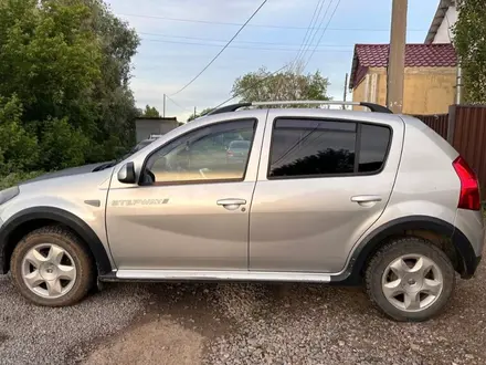 Renault Sandero Stepway 2014 года за 3 600 000 тг. в Актобе – фото 6