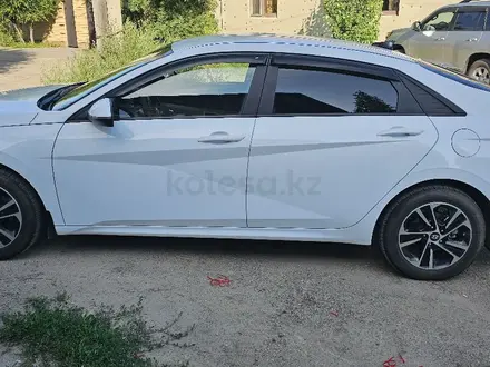 Hyundai Elantra 2021 года за 9 100 000 тг. в Семей – фото 3