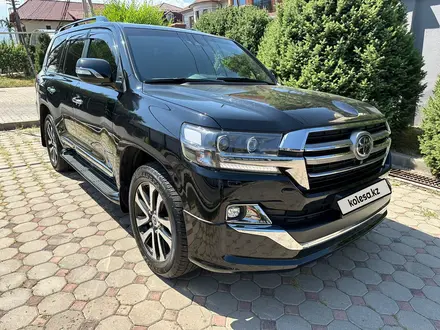 Toyota Land Cruiser 2018 года за 39 500 000 тг. в Алматы – фото 2