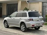 Mitsubishi Outlander 2005 годаүшін4 000 000 тг. в Шымкент – фото 3