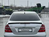 Mercedes-Benz E 320 2002 годаүшін5 800 000 тг. в Уральск – фото 5
