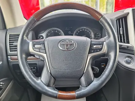 Toyota Land Cruiser 2015 года за 27 500 000 тг. в Астана – фото 13