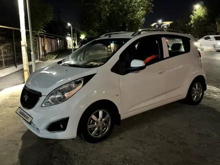 Chevrolet Spark 2017 года за 4 200 000 тг. в Шымкент – фото 2