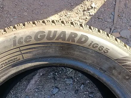 Шины 215/60 R16 — "Yokohama ice Guard IG65", шипованные. В идеаль за 85 000 тг. в Астана – фото 6