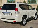 Toyota Land Cruiser Prado 2013 года за 15 900 000 тг. в Алматы – фото 2