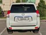 Toyota Land Cruiser Prado 2013 года за 15 900 000 тг. в Алматы – фото 4