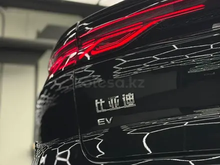 BYD Han Flagship EV 2026 года за 15 900 000 тг. в Алматы – фото 8