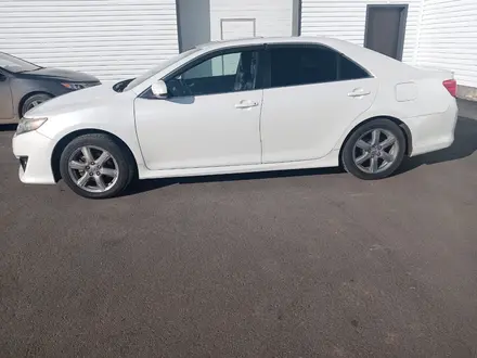 Toyota Camry 2013 года за 8 500 000 тг. в Актобе – фото 8