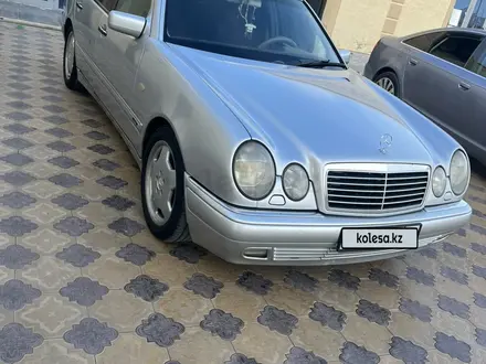 Mercedes-Benz E 240 1999 года за 4 750 000 тг. в Туркестан – фото 3