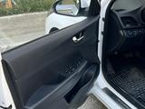 Hyundai Accent 2021 года за 7 200 000 тг. в Актау – фото 2