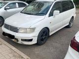 Mitsubishi Chariot 1998 годаүшін1 200 000 тг. в Астана