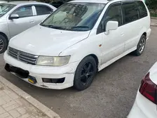 Mitsubishi Chariot, 1998