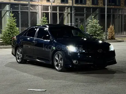 Toyota Camry 2014 года за 6 200 000 тг. в Атырау