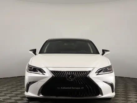 Lexus ES 250 2020 года за 23 690 000 тг. в Астана – фото 2