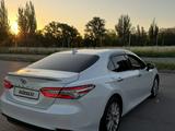 Toyota Camry 2019 года за 12 500 000 тг. в Алматы – фото 3