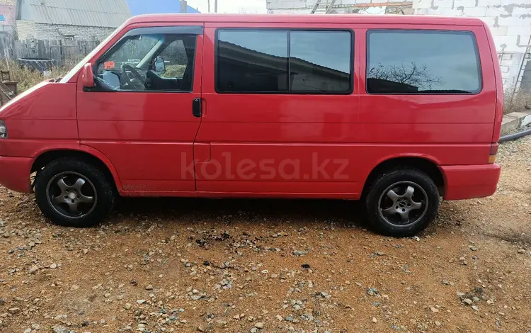 Volkswagen Multivan 1997 годаfor7 500 000 тг. в Державинск