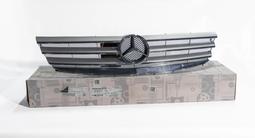 Решетка радиатора Mercedes-Benz A-Class W169 A16988009839744 за 337 575 тг. в Алматы