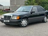 Mercedes-Benz E 260 1990 года за 2 500 000 тг. в Алматы