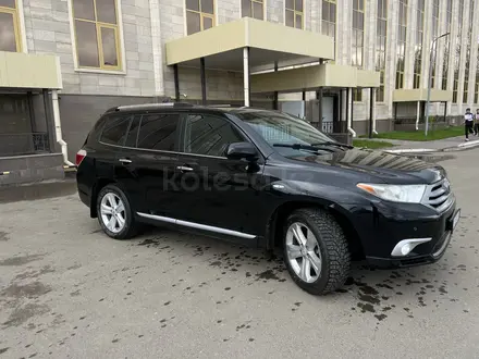 Toyota Highlander 2011 года за 10 000 000 тг. в Уральск – фото 9
