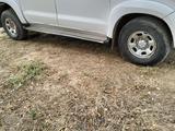 Toyota Hilux 2011 годаfor6 500 000 тг. в Атырау – фото 4