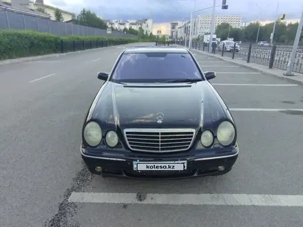 Mercedes-Benz E 320 2000 года за 4 300 000 тг. в Астана – фото 6